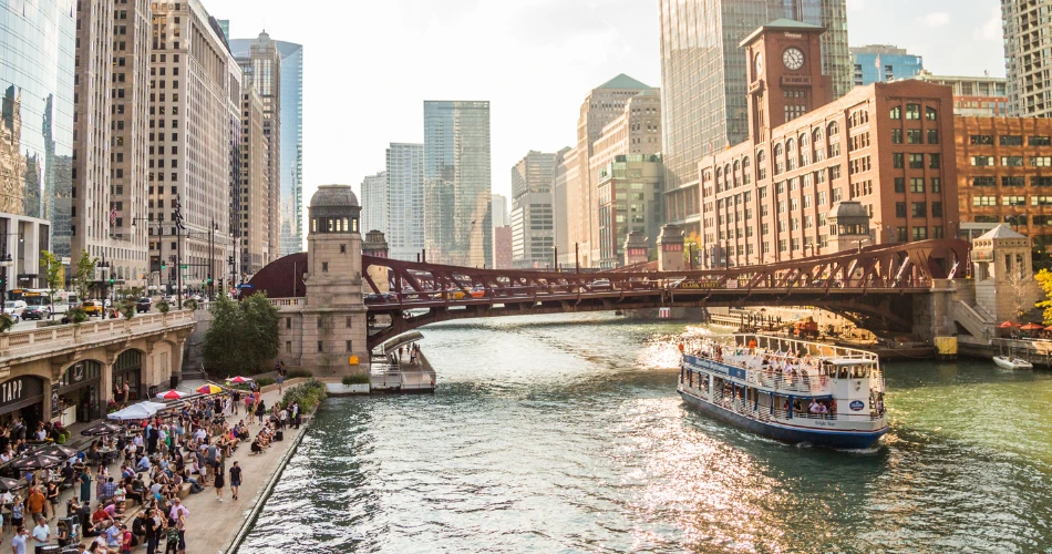 48 Hours in Chicago: Best Things to Do, Eat & Explore 